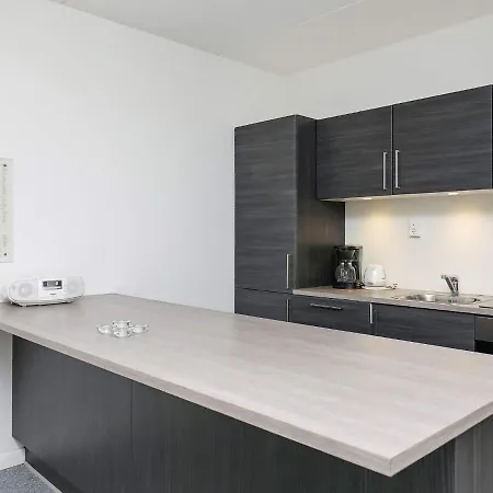 Apartment Clxxvii *